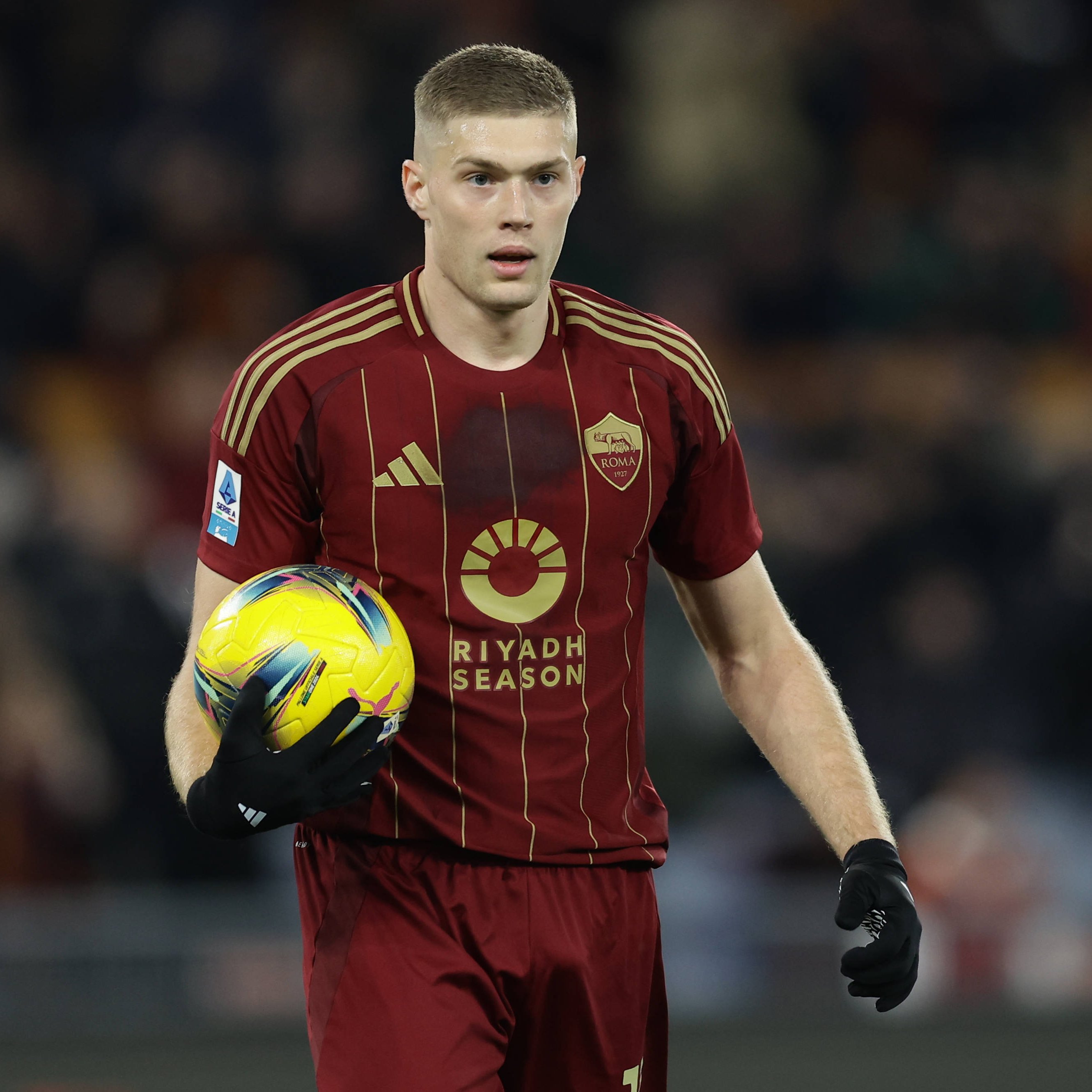 罗马坚持不懈，积极备战下一场比赛