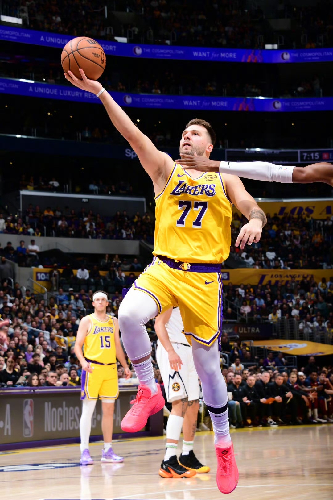 PG电子试玩官网-掘金横扫美国男篮，东契奇三分雨点燃全场的简单介绍