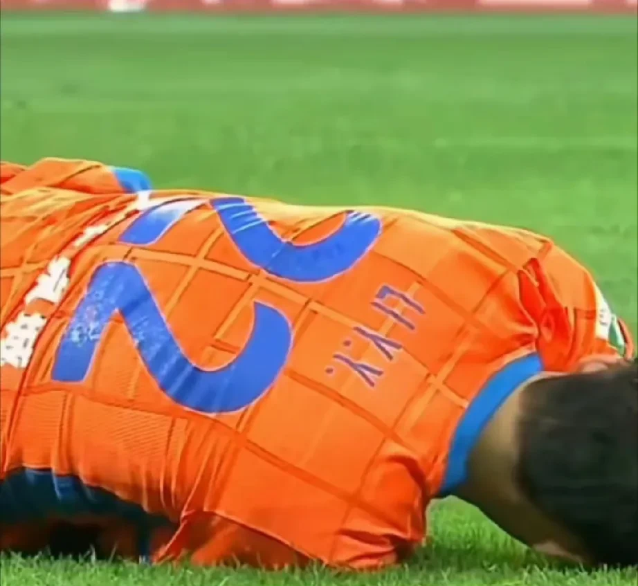 包含雄火中锋遭遇犯规离场,球队陷入下风的词条 包含雄火中锋遭遇犯规离场,球队陷入下风的词条