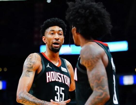 火箭队员间发生口角事件曝光