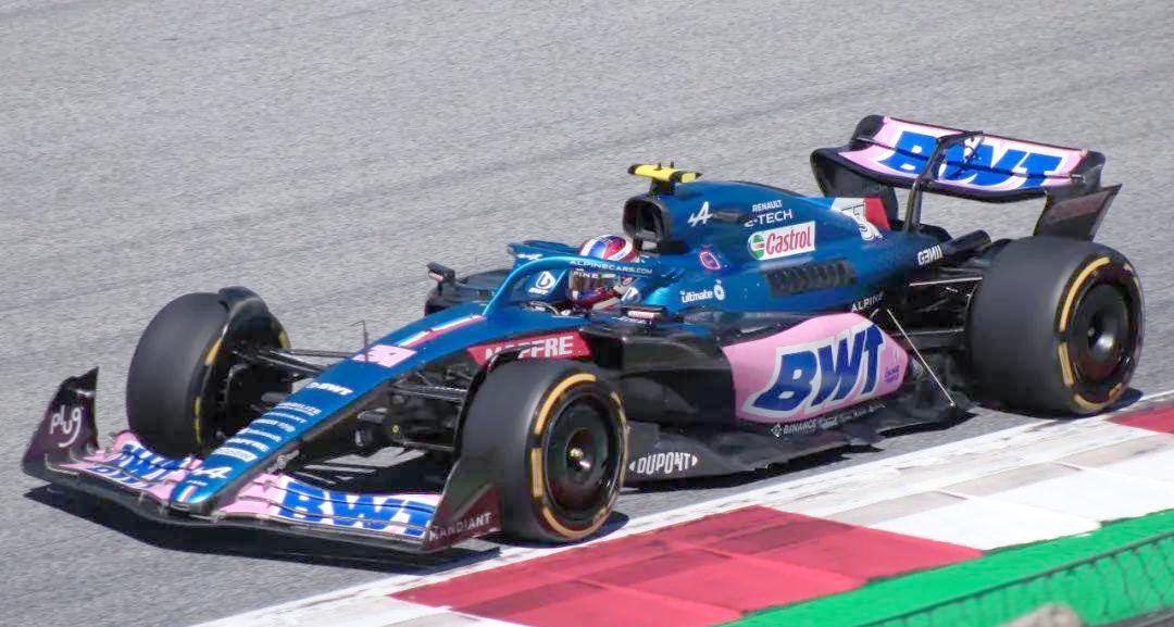 PG电子官网-雷诺车队完胜红牛二队，佩雷兹高光表现的简单介绍