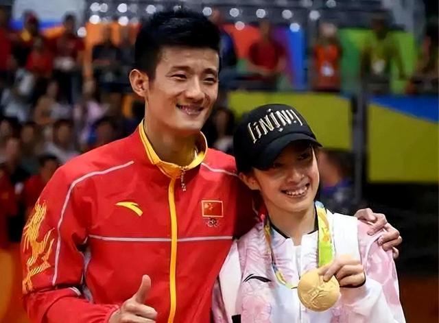 包含泰国羽毛球队力克印尼羽毛球队，谌龙高光表现的词条