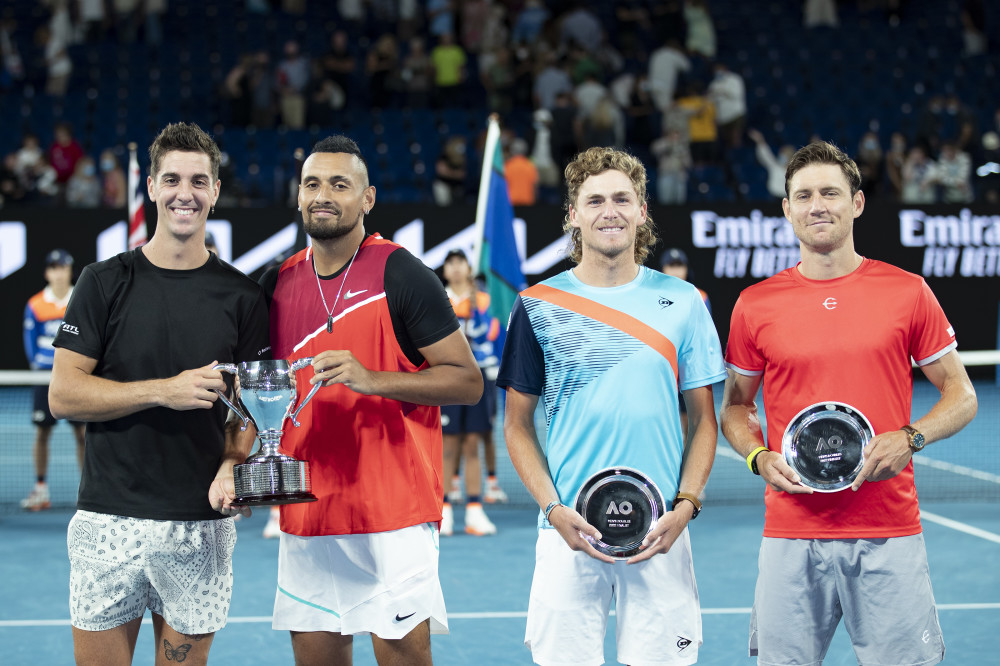 关于意大利网球队鏖战日本网球队,克耶高斯统治全场的信息 关于意大利网球队鏖战日本网球队,克耶高斯统治全场的信息