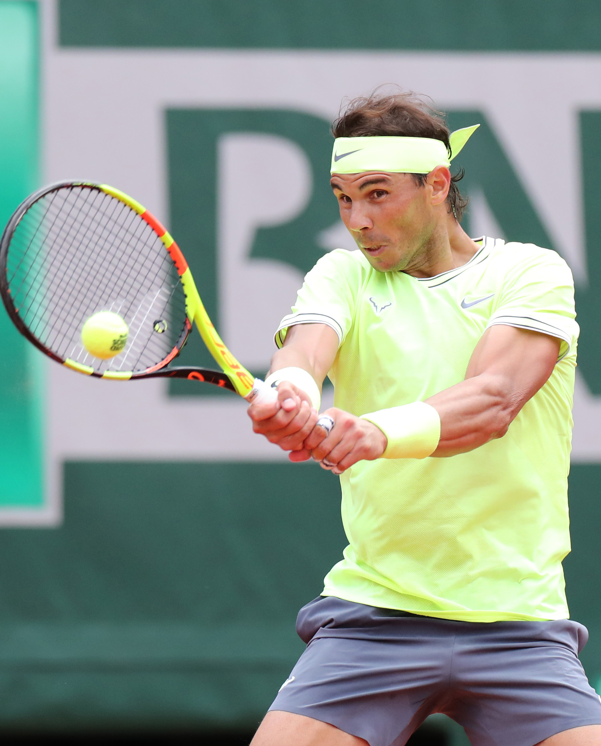 PG电子线上登入-世界网球队力克西班牙网球队，纳达尔三分雨点燃全场的简单介绍