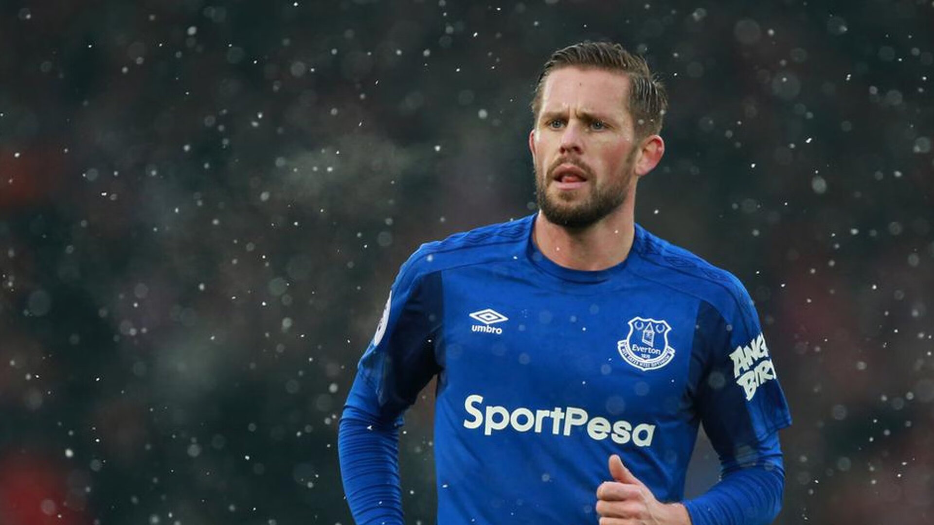 唯一性闪耀，韩国力克莱比锡红牛，马丁内利关键时刻的救赎与新生