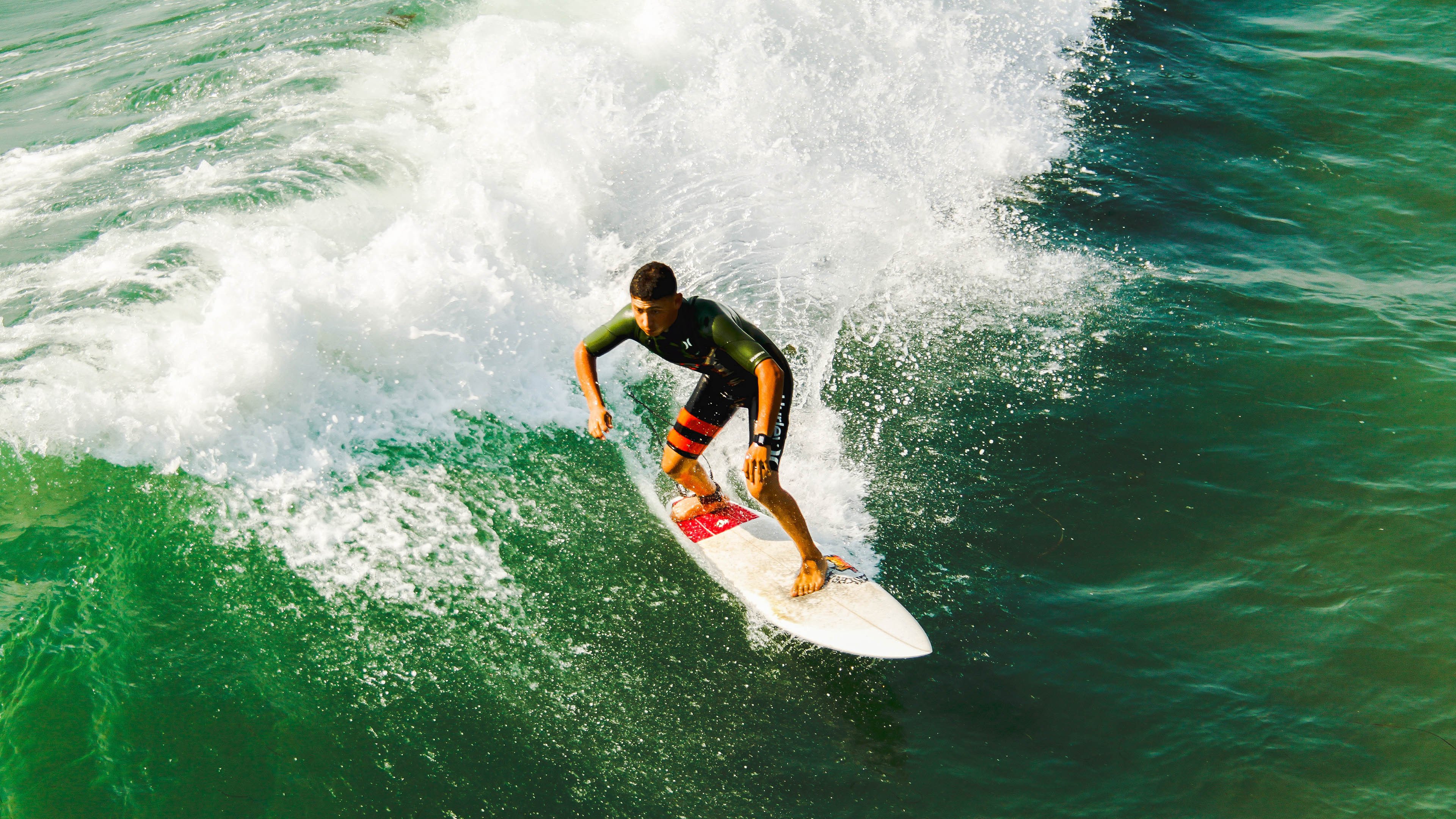 PG电子试玩-绿茵场上的碾压与乒乓台前的刷新，当葡萄牙铁骑踏过韩国，张继科跨越纪录之巅